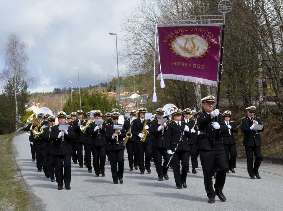 1. Mai 2016 - fra Helgerud skole